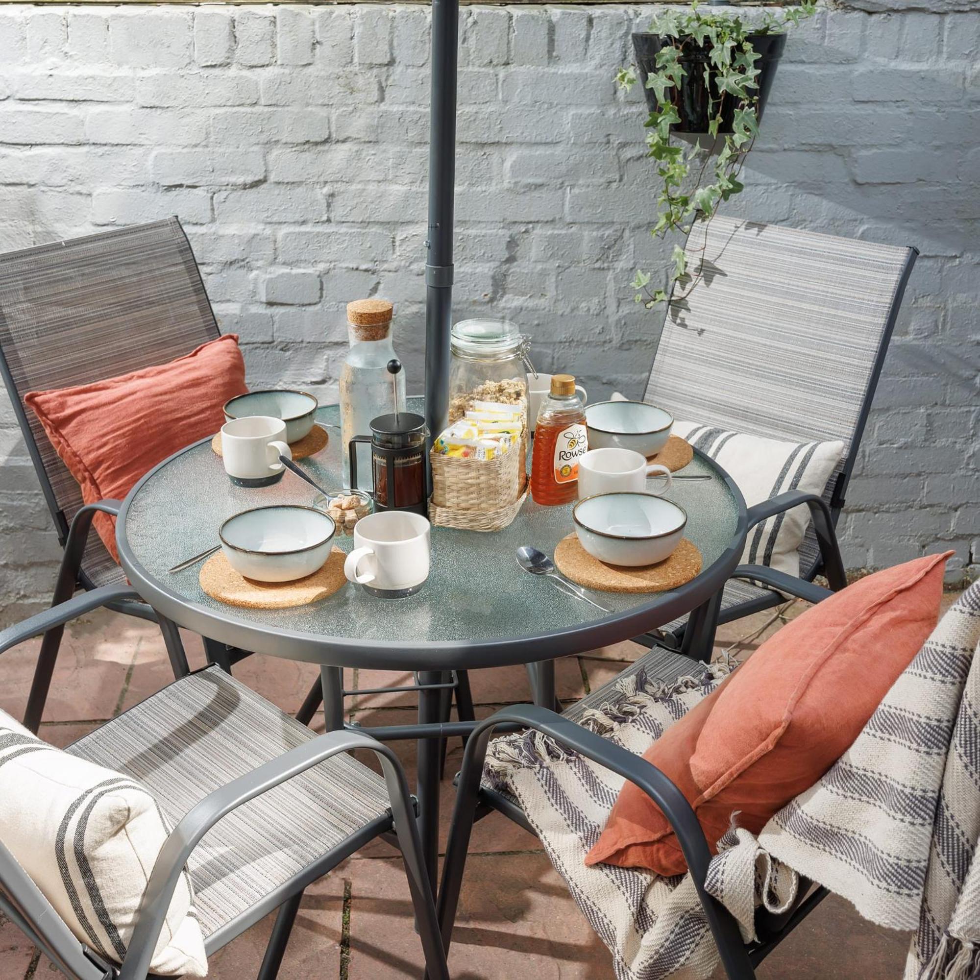 New Luxury For 2024 - Central Plymouth House - Sleeps 10 - Access To Plymouth Town - Close To The Barbican - Pets Welcome - Parking Available - By Luxe Living By Sophia 外观 照片